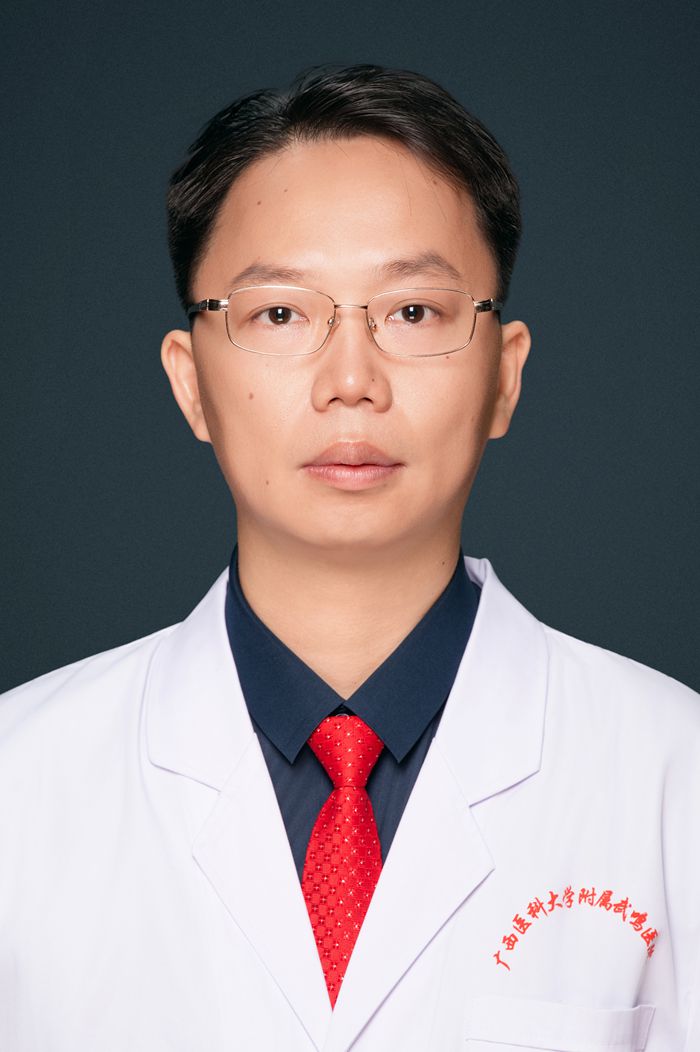 曾毅飞