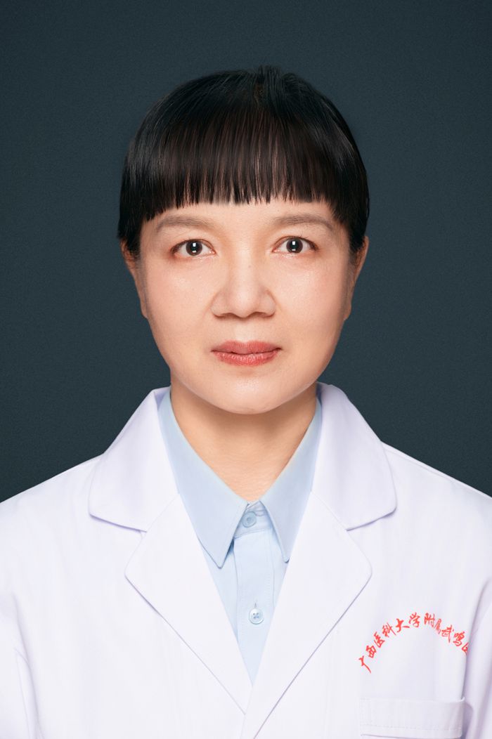 陆慧英