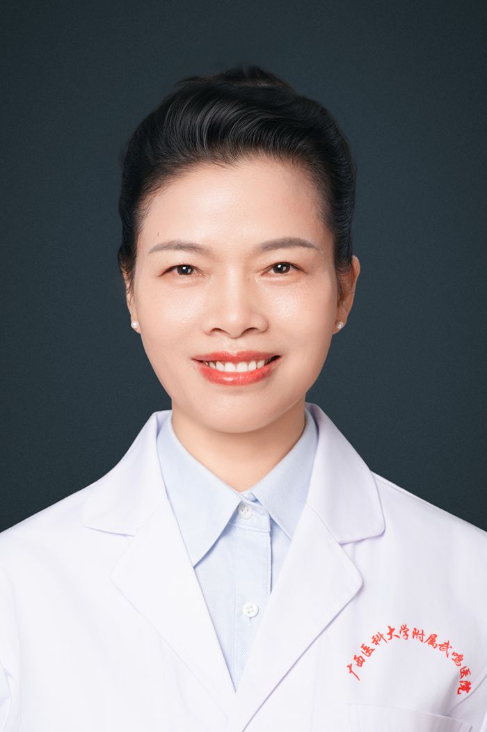 岑爱丽